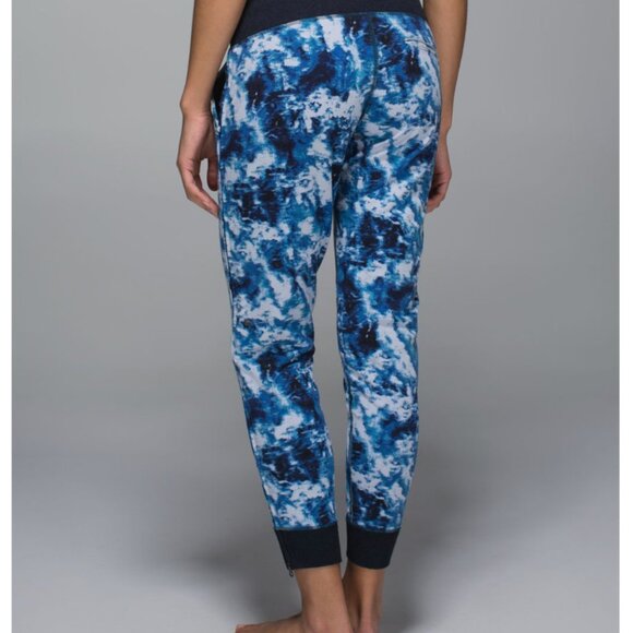 Lululemon No Sweat Pant Blue Cropped Joggers Size 4‎ - Picture 2 of 11